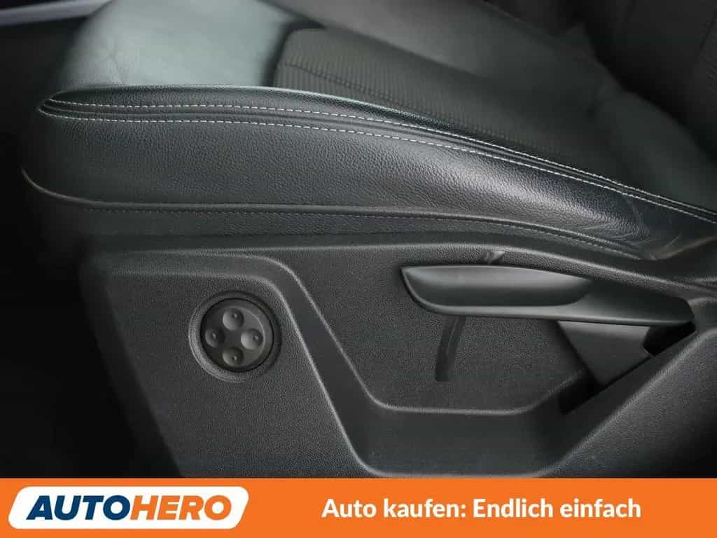 Audi Q2 2.0 TDI quattro Sport Aut.*NAVI*ACC*PDC*SHZ* 05/2018-photo-25