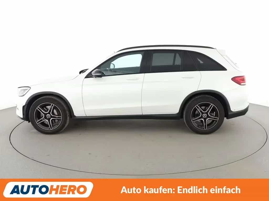 Mercedes-Benz GLC 220 d 4Matic AMG Line Aut.*NAVI*LED*ACC*360° 12/2020-photo-2