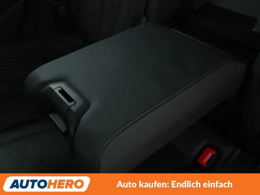 Audi A4 3.0 V6 TDI quattro Sport Aut.*NAVI*HUD*LED* 08/2018-photo-31