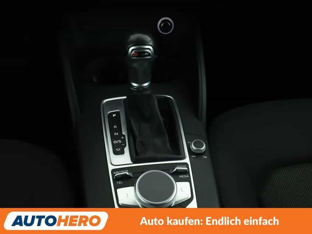 Audi A3 Limousine 1.4 TFSI ACT ACT Aut.*NAV*XENON* 05/2017-photo-23