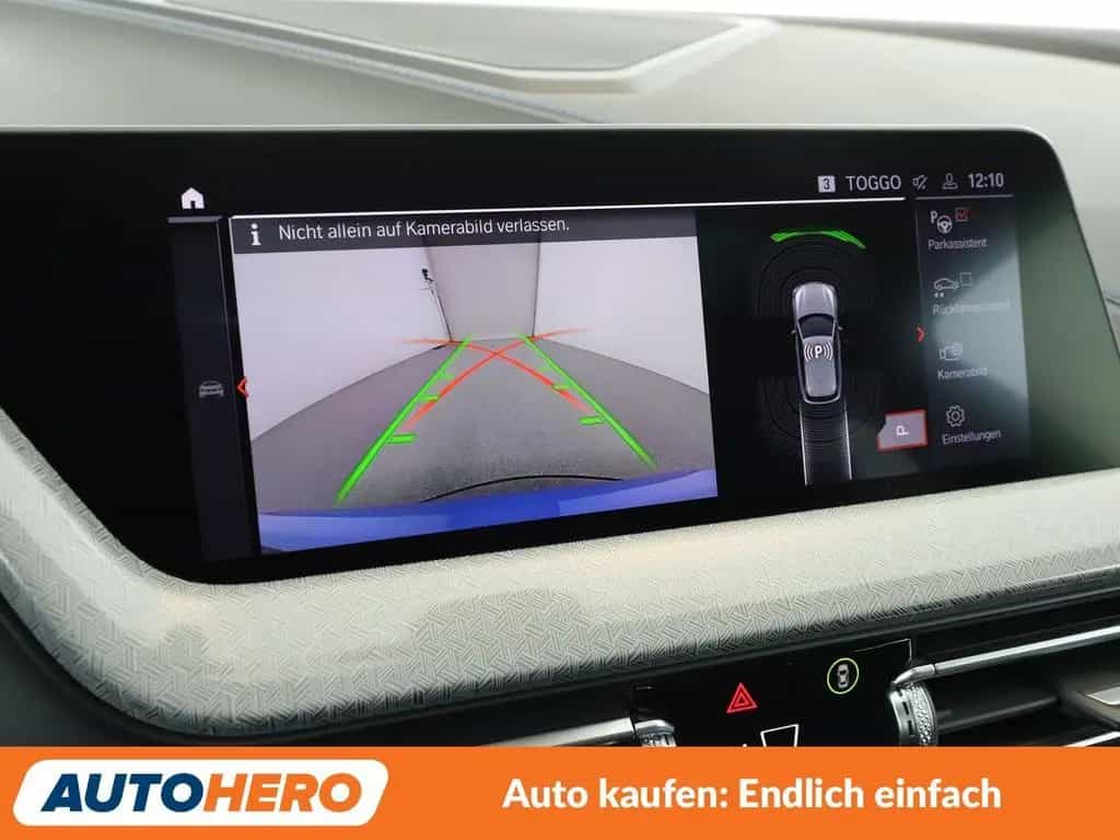BMW M135 1er M135i xDrive Aut.*NAVI*HUD*LED* 11/2020-photo-21