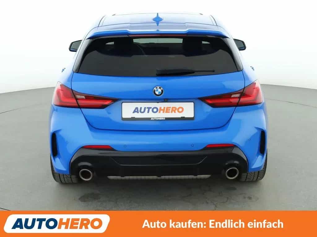 BMW M135 1er M135i xDrive Aut.*NAVI*HUD*LED* 11/2020-photo-4