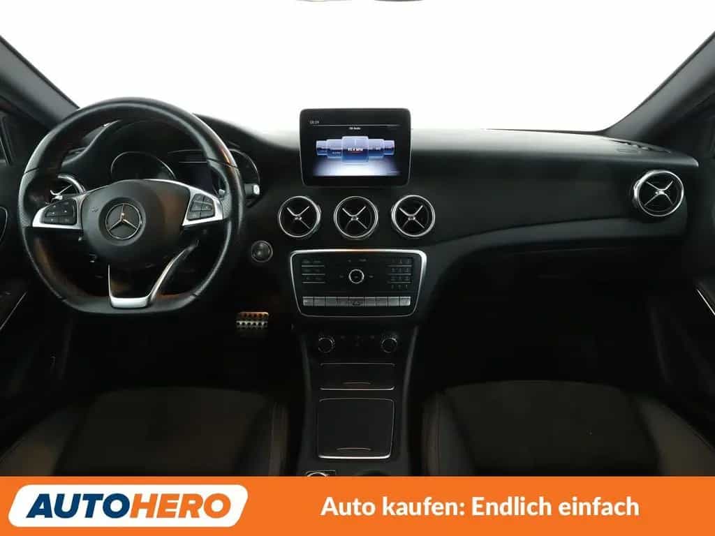 Mercedes-Benz GLA 250 4Matic AMG Line Aut.*LED*NAVI*TEMPO*PDC* 10/2018-photo-11