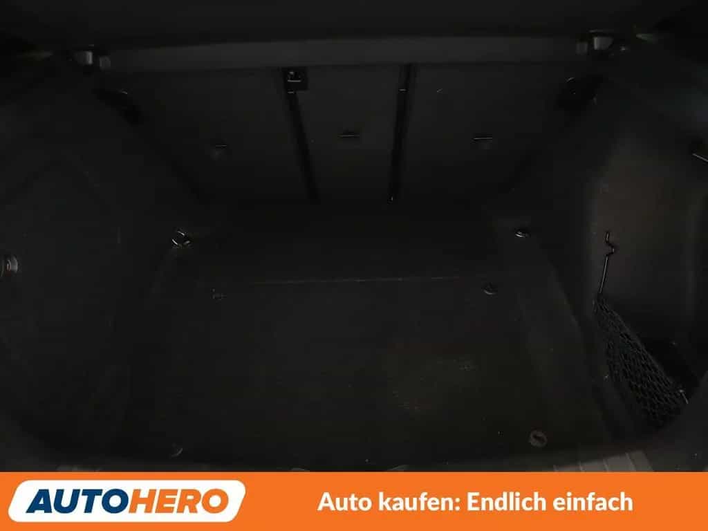 BMW 118 i Edition Sport Line Shadow Aut.*NAVI*PDC*SHZ* 11/2018-photo-17