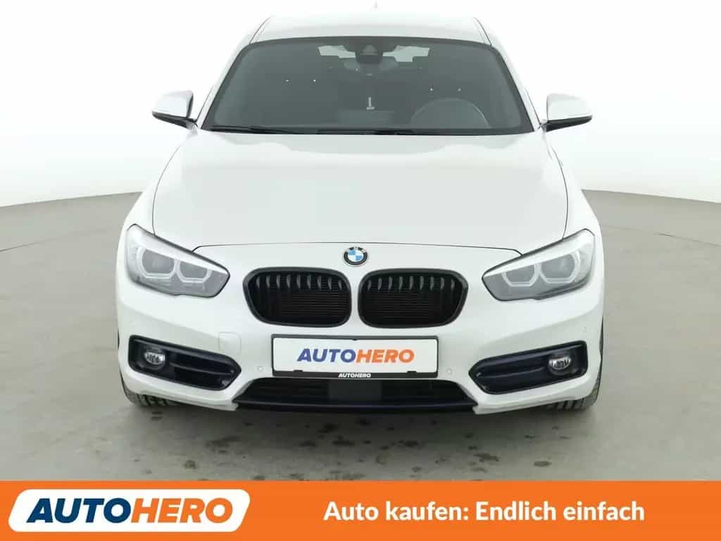 BMW 118 i Edition Sport Line Shadow Aut.*NAVI*PDC*SHZ* 11/2018-photo-8