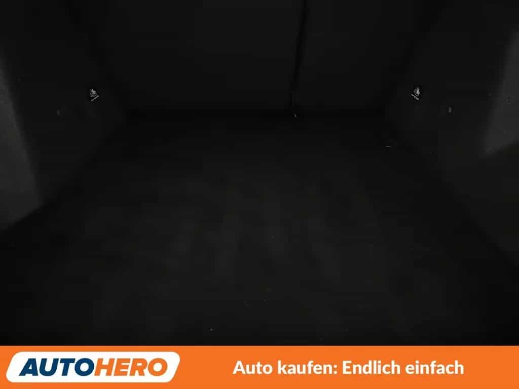 Dacia Duster 1.3 TCe Comfort *NAVI*TEMPO*CAM*PDC*AHK* 04/2019-photo-17