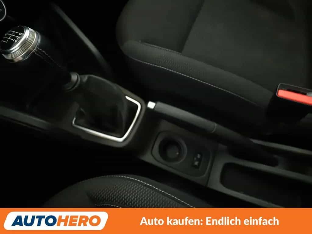 Dacia Duster 1.3 TCe Comfort *NAVI*TEMPO*CAM*PDC*AHK* 04/2019-photo-24