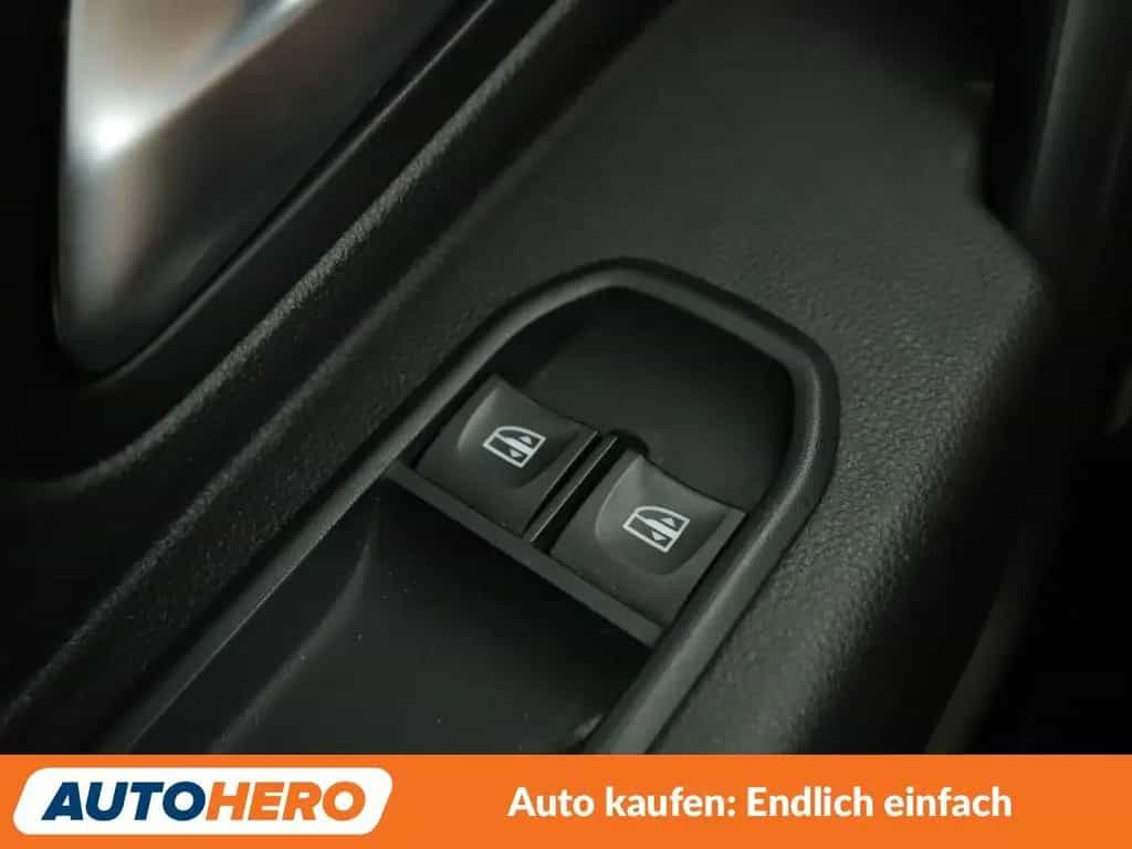 Dacia Duster 1.3 TCe Comfort *NAVI*TEMPO*CAM*PDC*AHK* 04/2019-photo-25