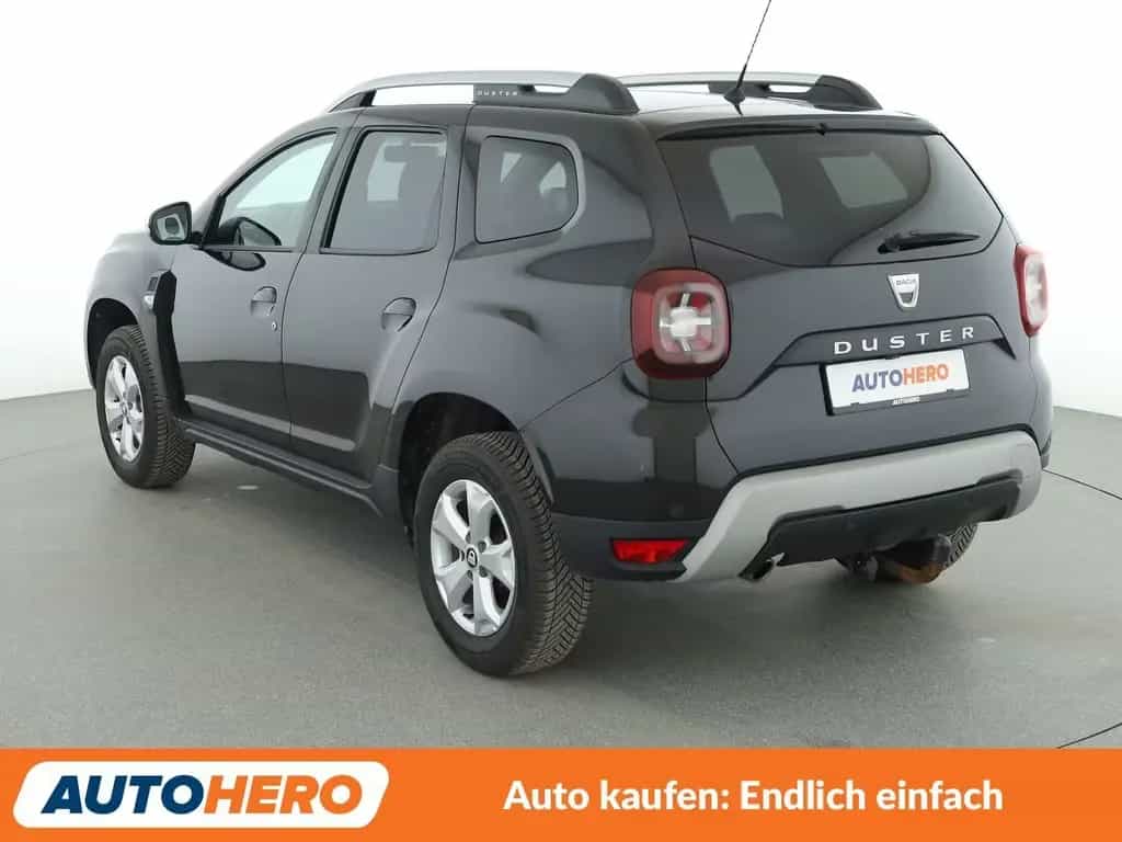 Dacia Duster 1.3 TCe Comfort *NAVI*TEMPO*CAM*PDC*AHK* 04/2019-photo-3