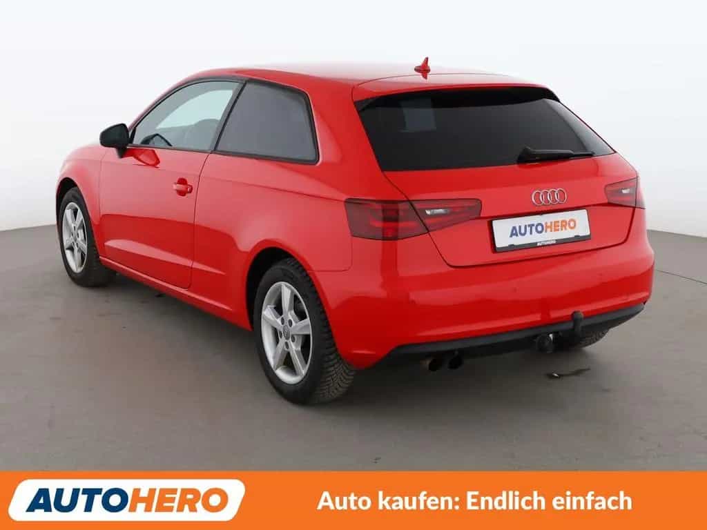 Audi A3 1.4 TFSI Attraction Aut.*XENON*PDC*SHZ* 04/2015-photo-3