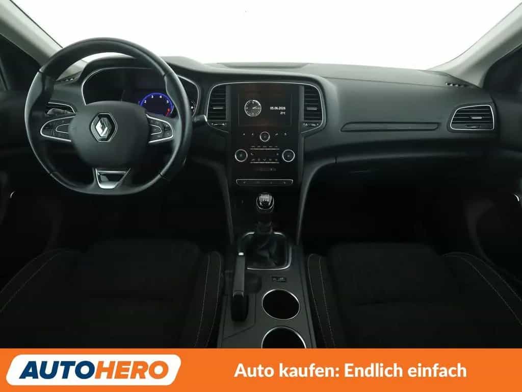 Renault Megane 1.3 TCe Limited*NAVI*TEMPO*CAM*PDC*SHZ* 08/2018-photo-11
