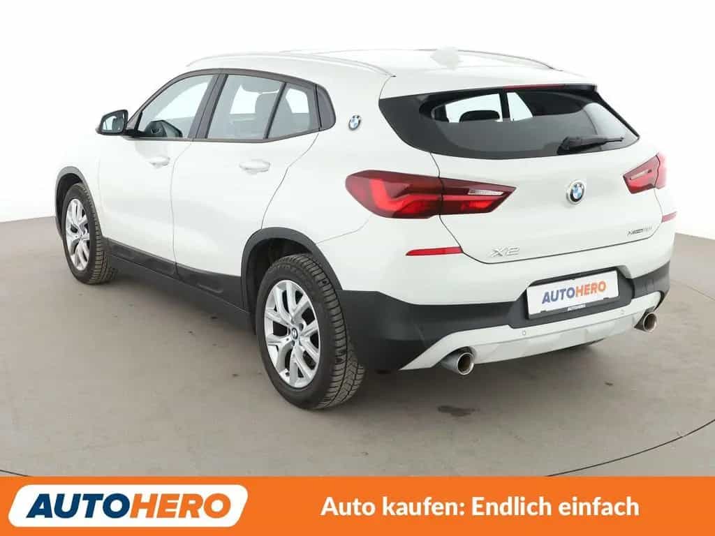 BMW X2 xDrive 20i Advantage Aut.*NAVI*CAM*TEMPO* 10/2021-photo-3