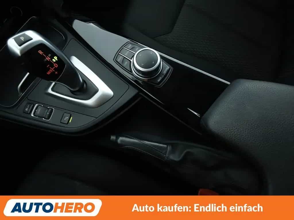 BMW 320 3er 320d Advantage Aut.*NAV*TEMP*PDC*SHZ*ALU* 02/2019-photo-23