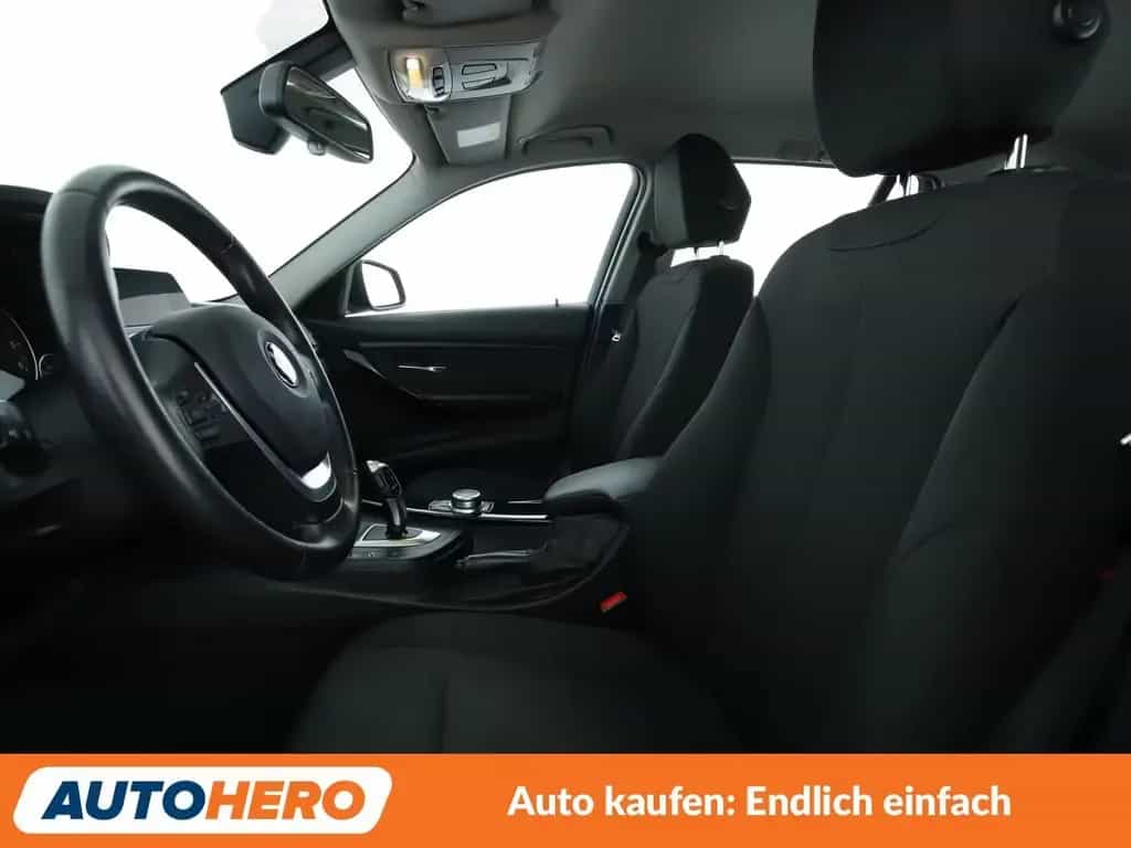 BMW 320 3er 320d Advantage Aut.*NAV*TEMP*PDC*SHZ*ALU* 02/2019-photo-9