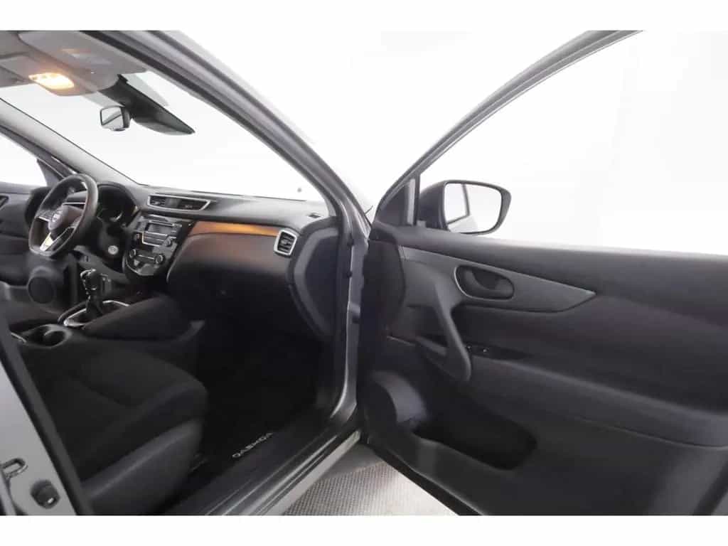 Nissan Qashqai 1.3DIG-T Visia+TEMPO+SHZ+AHK+KLIMA 11/2019-photo-19