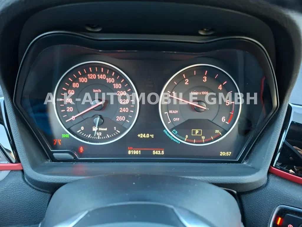 BMW X1 xDrive 18 d Sport Line 02/2018-photo-19