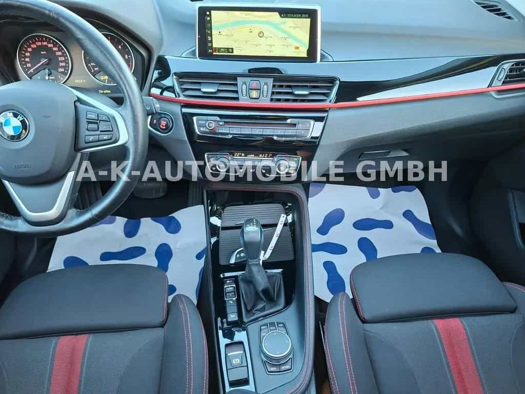 BMW X1 xDrive 18 d Sport Line 02/2018-photo-39