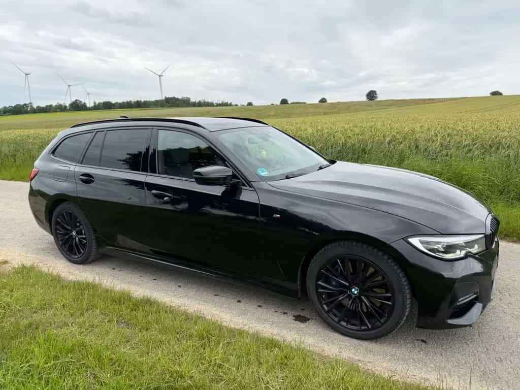 BMW 330 d Touring M Sport Auto. M Sport 05/2021-photo-0