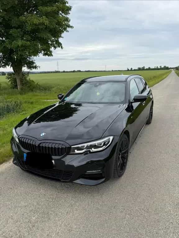 BMW 330 d Touring M Sport Auto. M Sport 05/2021-photo-1