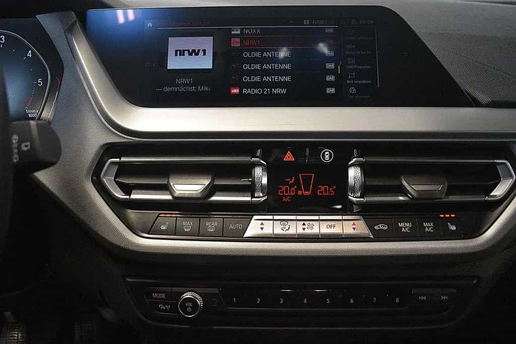BMW 116 d Advantage+Garantie+Navi+AHK+Sitzheiz.+Klima 10/2020-photo-15