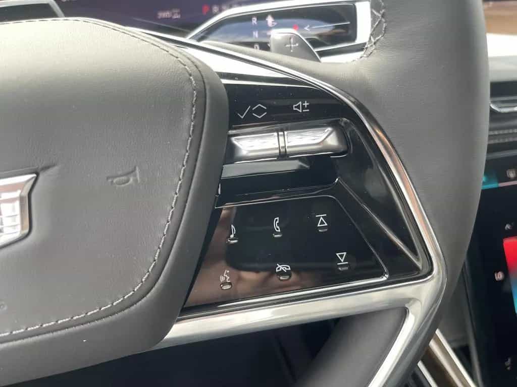 Cadillac Escalade Sport Platinum 6.2 V8 MY26 | Executive null-photo-21