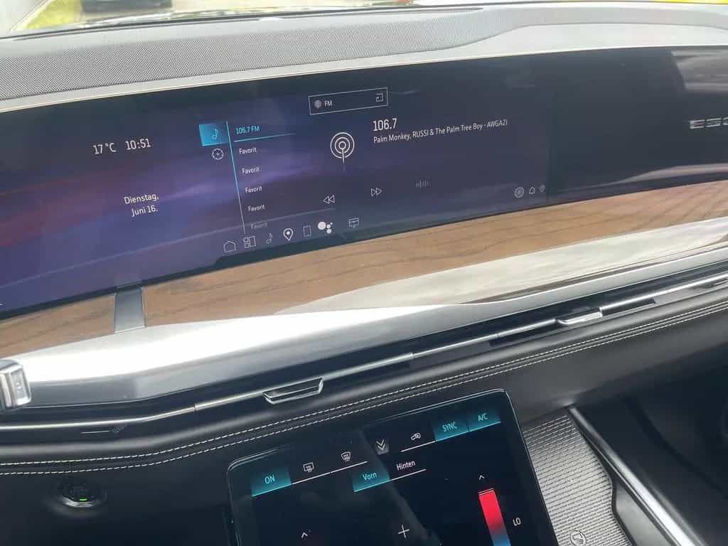 Cadillac Escalade Sport Platinum 6.2 V8 MY26 | Executive null-photo-24