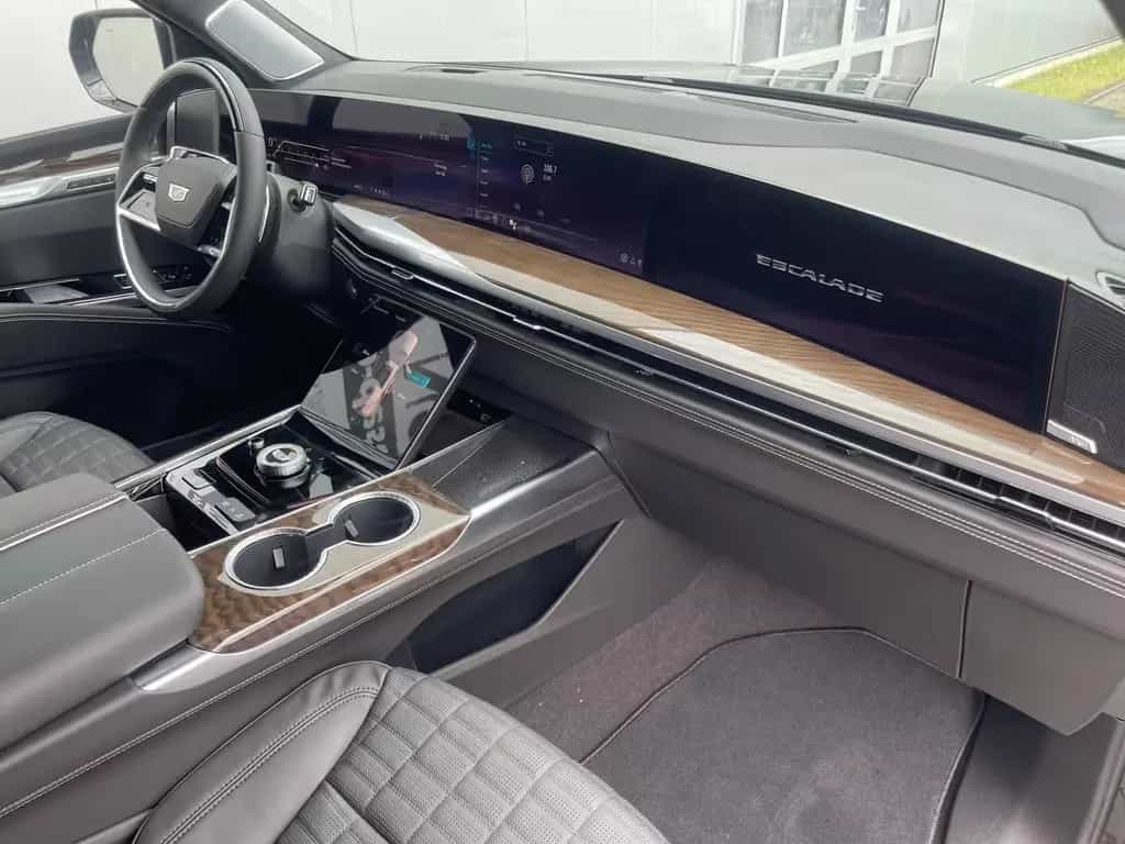 Cadillac Escalade Sport Platinum 6.2 V8 MY26 | Executive null-photo-8