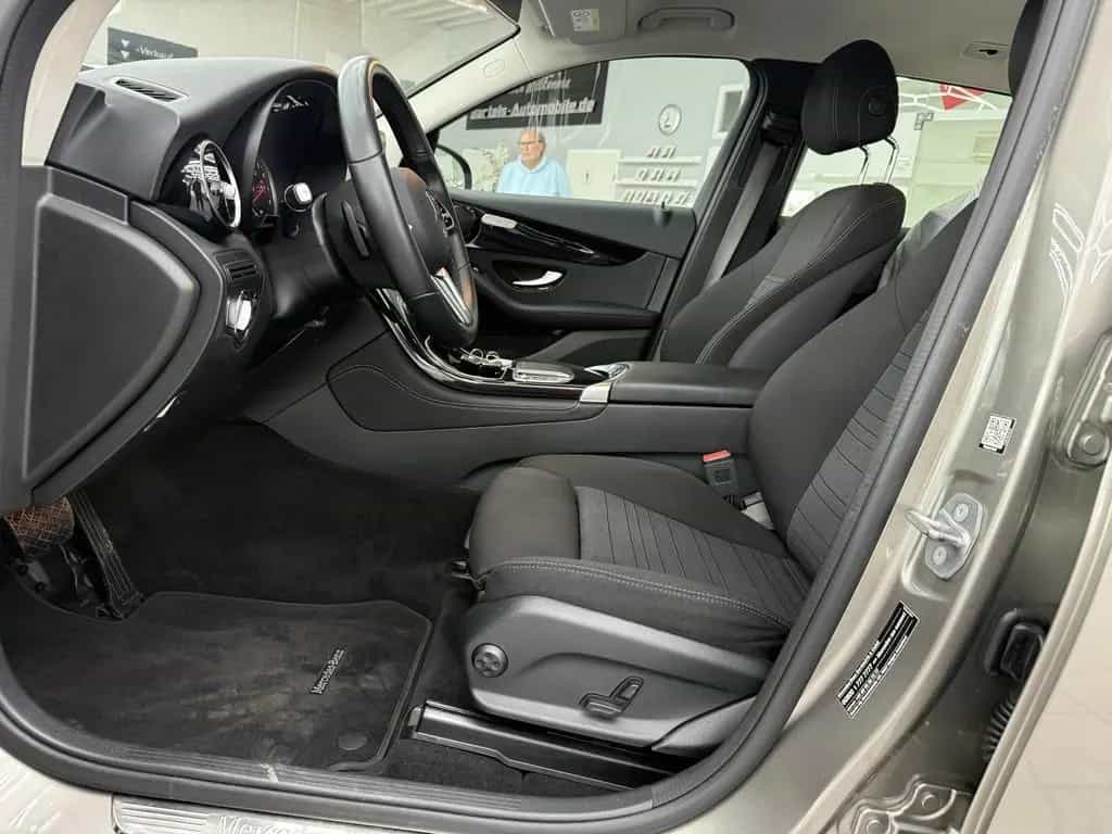 Mercedes-Benz GLC 200 4Matic, LED, 9G, Navi, DAB, MBUX, AHK 07/2019-photo-20