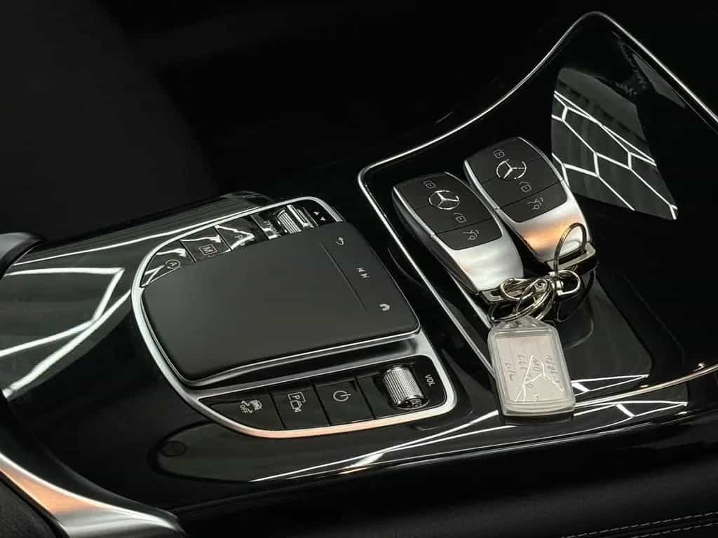 Mercedes-Benz GLC 200 4Matic, LED, 9G, Navi, DAB, MBUX, AHK 07/2019-photo-31