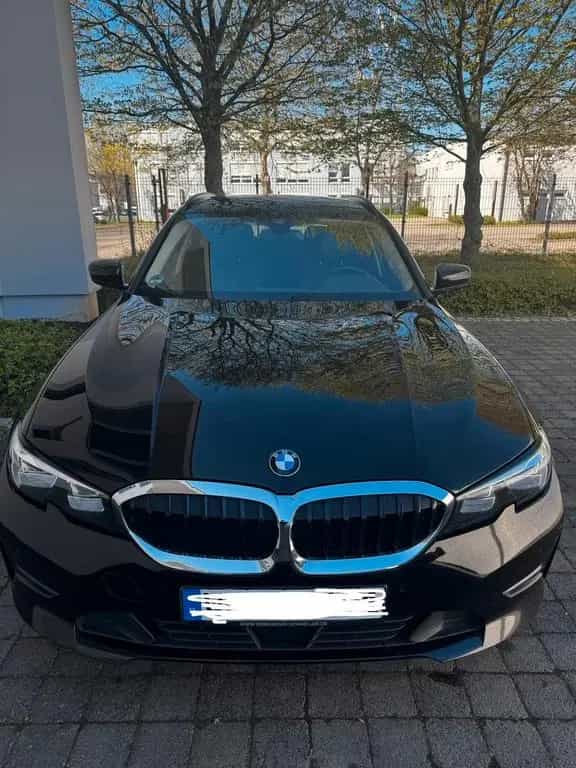 BMW 320 d Touring Advantage Automatik Advantage 06/2022-photo-0