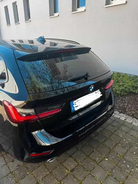 BMW 320 d Touring Advantage Automatik Advantage 06/2022-photo-3