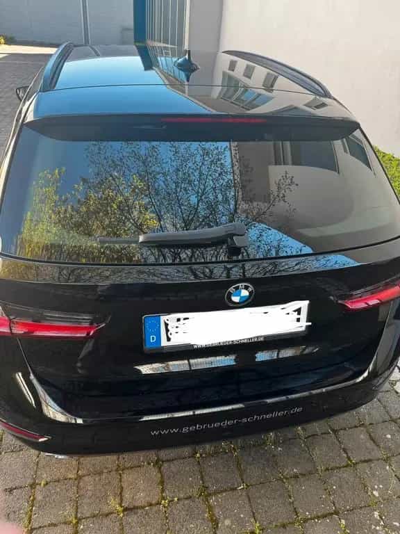 BMW 320 d Touring Advantage Automatik Advantage 06/2022-photo-4
