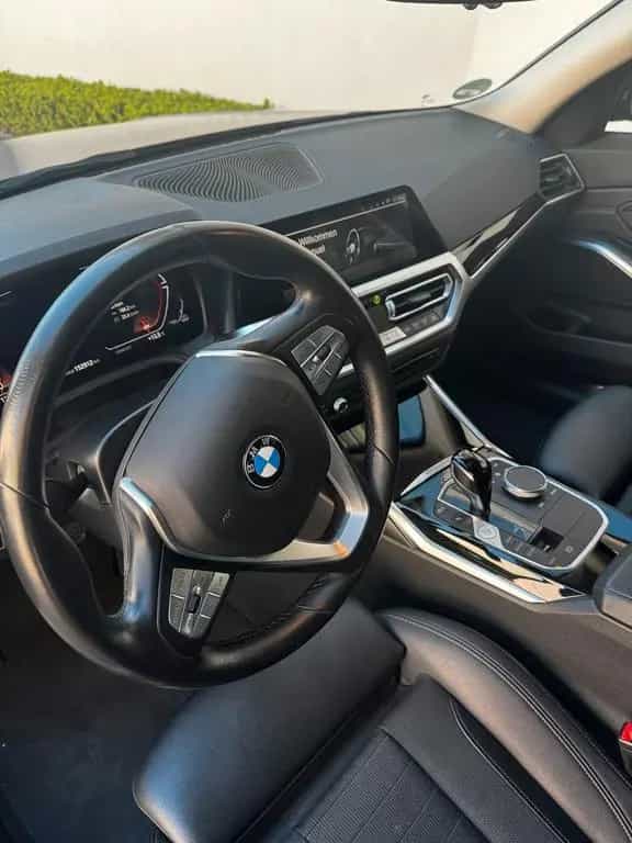 BMW 320 d Touring Advantage Automatik Advantage 06/2022-photo-9