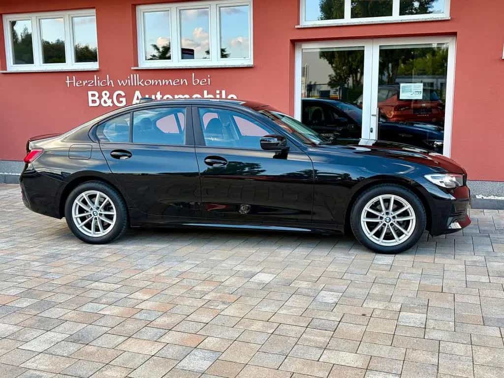 BMW 318 D Advantage*Garantie*LED* 02/2020-photo-10