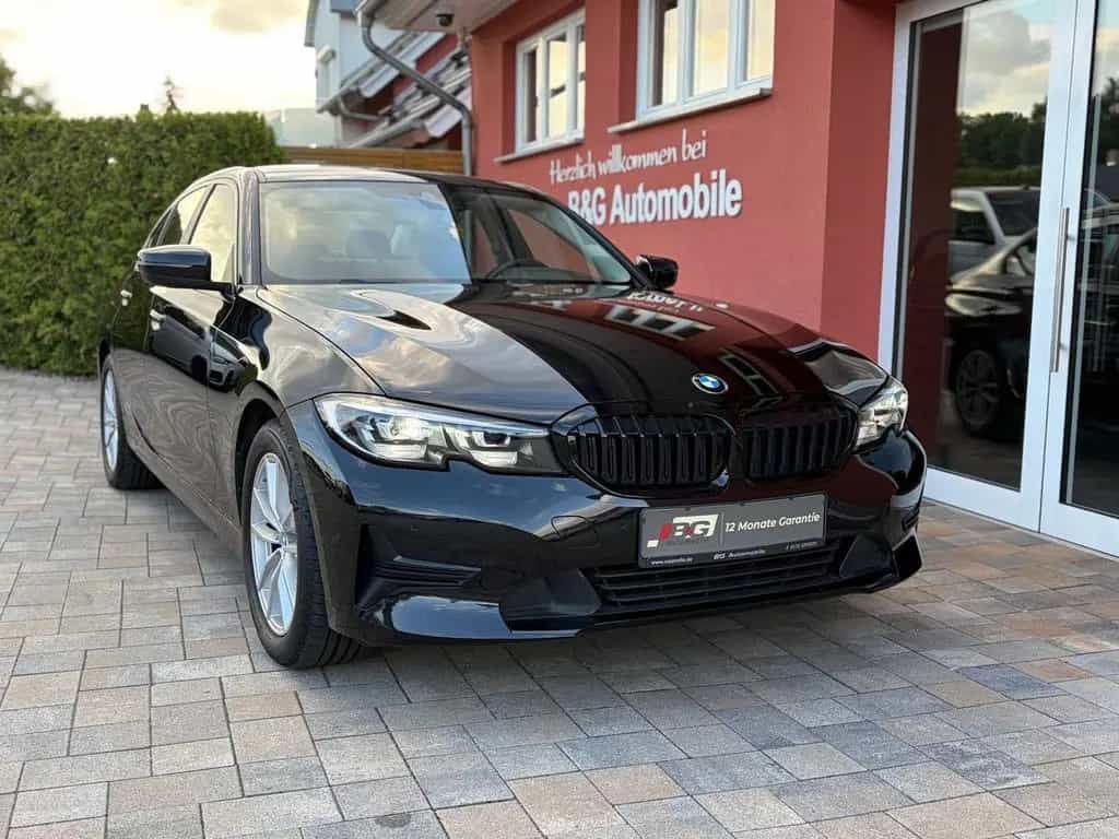 BMW 318 D Advantage*Garantie*LED* 02/2020-photo-3