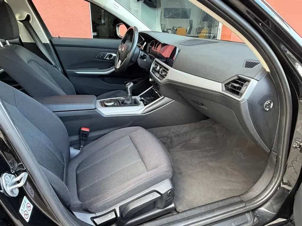 BMW 318 D Advantage*Garantie*LED* 02/2020-photo-30