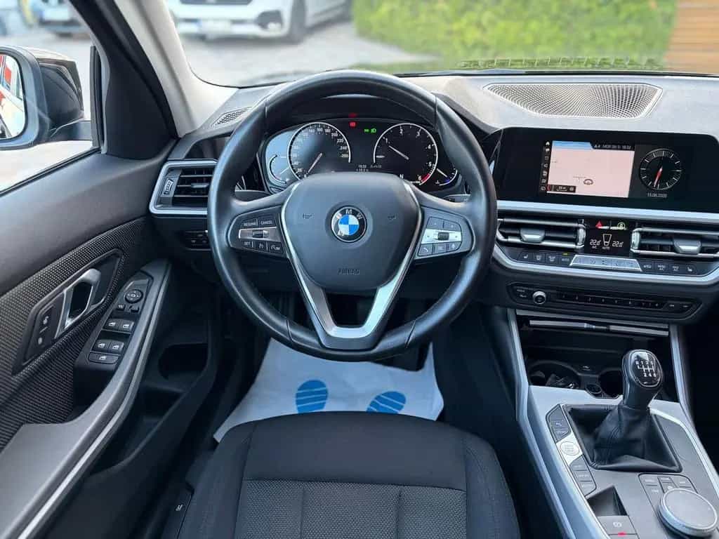 BMW 318 D Advantage*Garantie*LED* 02/2020-photo-6
