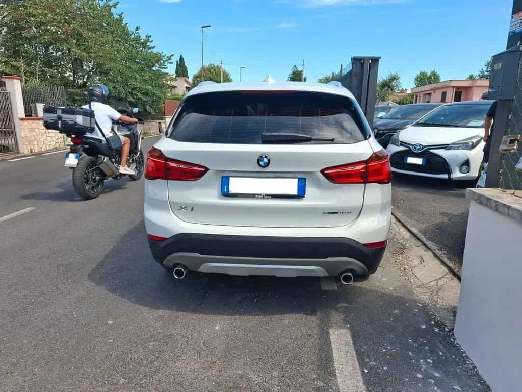 BMW X1 Bmw X1 sDrive18d xLine - AUTOMATICA - 105.000KM 05/2019-photo-13