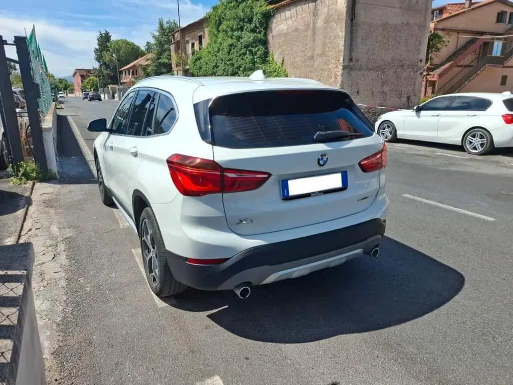 BMW X1 Bmw X1 sDrive18d xLine - AUTOMATICA - 105.000KM 05/2019-photo-14