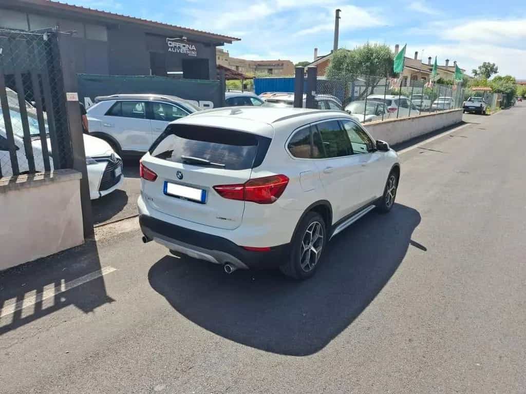 BMW X1 Bmw X1 sDrive18d xLine - AUTOMATICA - 105.000KM 05/2019-photo-2