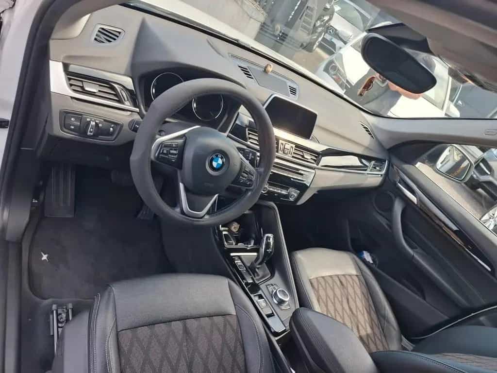BMW X1 Bmw X1 sDrive18d xLine - AUTOMATICA - 105.000KM 05/2019-photo-4