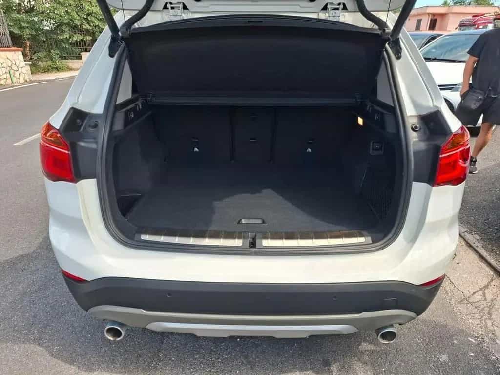 BMW X1 Bmw X1 sDrive18d xLine - AUTOMATICA - 105.000KM 05/2019-photo-9
