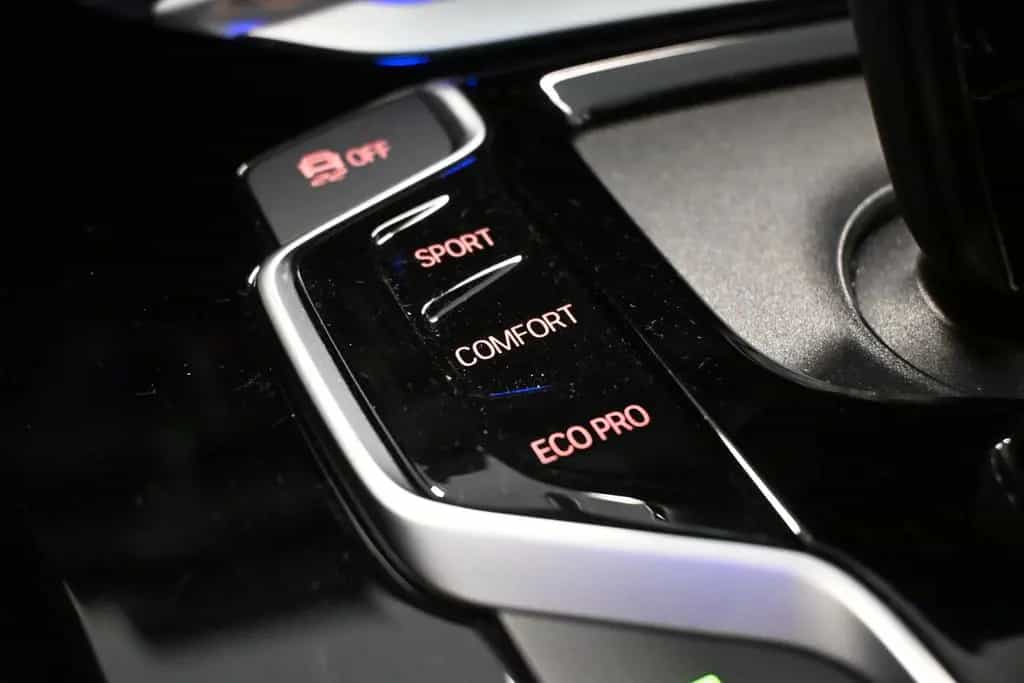 BMW X3 xDrive 20 d Advantage *AHK *1.HAND*KAMERA*SHZ 12/2020-photo-20