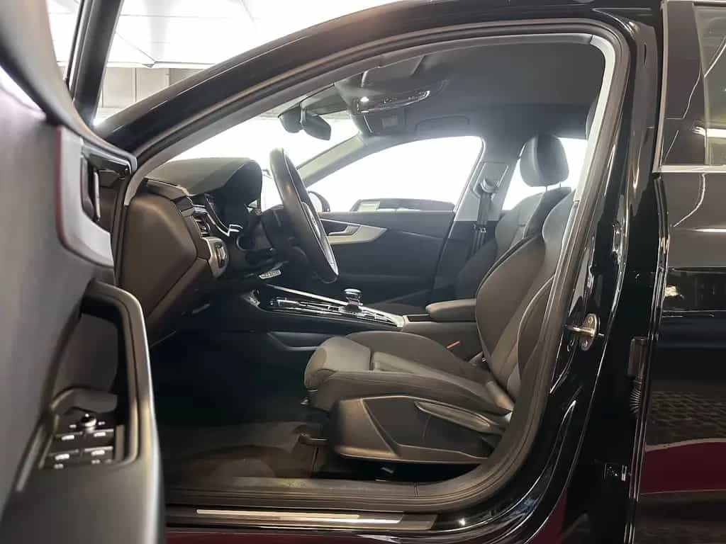 Audi A4 Lim. 35 TFSI 11/2023-photo-9