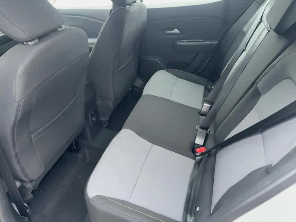 Dacia Sandero Stepway Extreme TCe 110 ABS Fahrerairbag 06/2026-photo-8