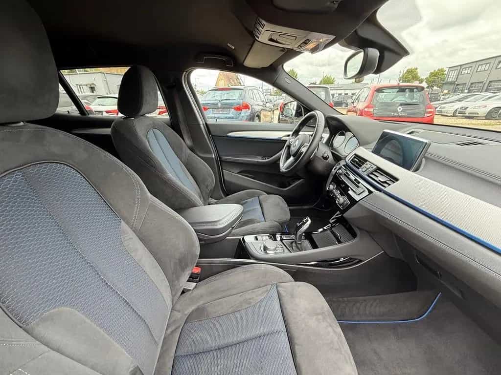 BMW X2 2.0d 4x4/HUD/LED/ACC/Aut/M-Sport 01/2019-photo-28