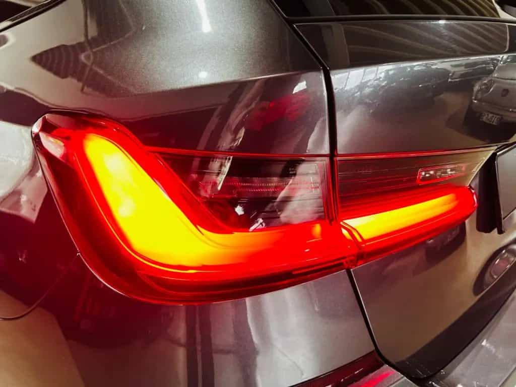 BMW 320 d M Sport *Laser*Head-Up*Alcantara*El.Ahk* 01/2020-photo-11