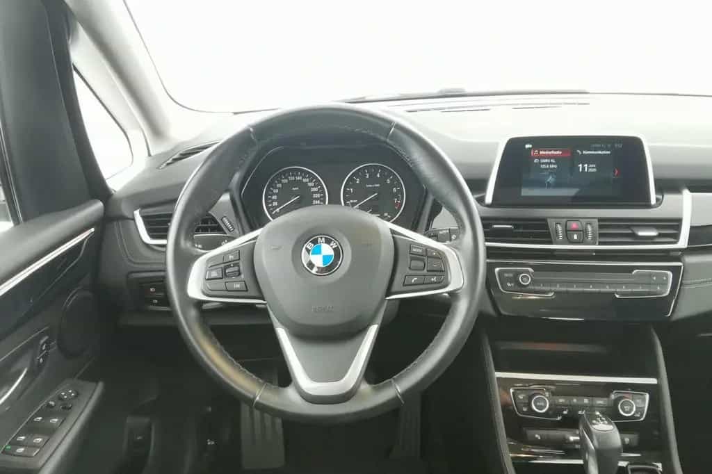 BMW 220 Active Tourer 220i AT Sport Line LED+NAVI+PDC+SHZ+Autom./Klima 12/2017-photo-12