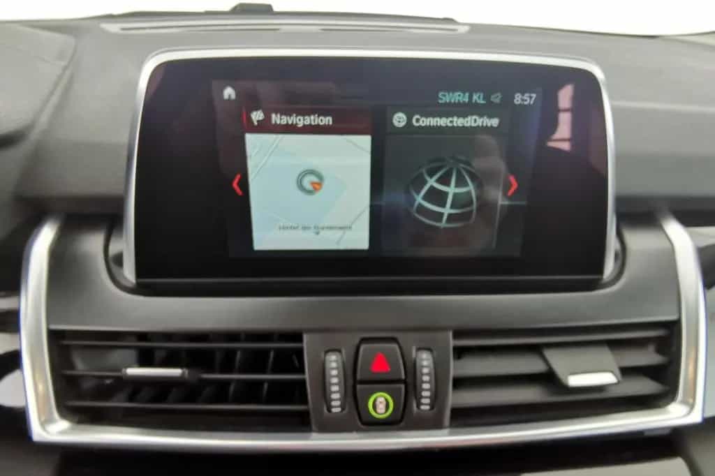 BMW 220 Active Tourer 220i AT Sport Line LED+NAVI+PDC+SHZ+Autom./Klima 12/2017-photo-17