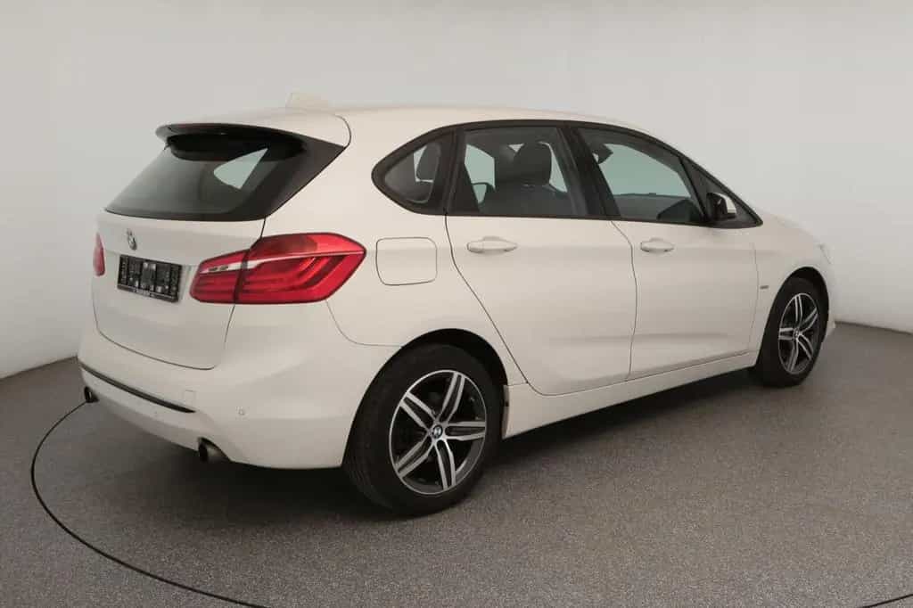 BMW 220 Active Tourer 220i AT Sport Line LED+NAVI+PDC+SHZ+Autom./Klima 12/2017-photo-5
